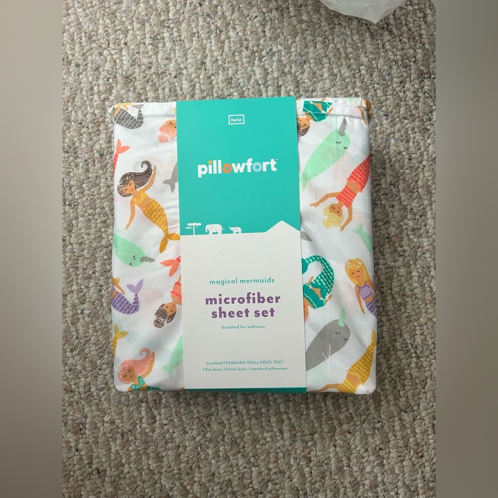 New Pillowfort Magical Mermaids Microfiber 3pcs Sheet Set - Twin